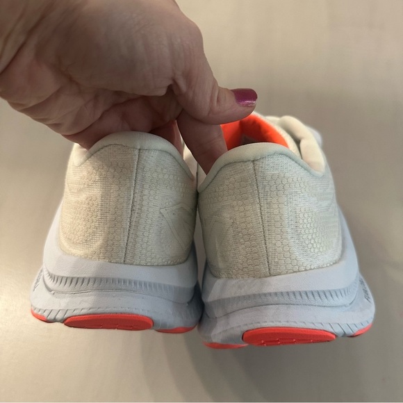 New Balance Women’s FuelCell Foam Walker Elite Walking Shoes Sz 11 GUC - Picture 10 of 13